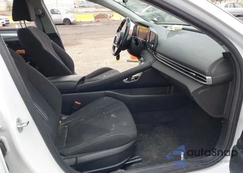 2022 Hyundai Elantra Sel z USA, uszkodzony, nr VIN 5NPLS4AG7NH071605